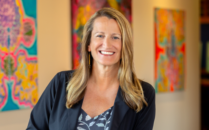 1021 Editorialcontent Exec Profile