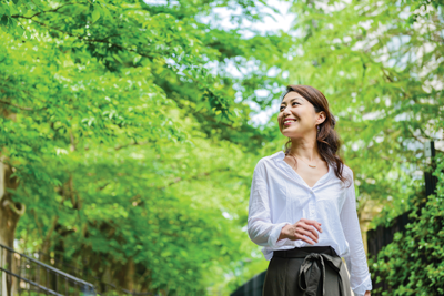 “Forest bathing” is a popular trend in Japan that encourages workers to take time out in nature — not to hike or get vigorous exercise, but to meander and relax body and mind.