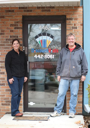 Laura and Rhett Roeth, proprietors of Discount Vials, rely on short-term SBA lending to build their inventory.