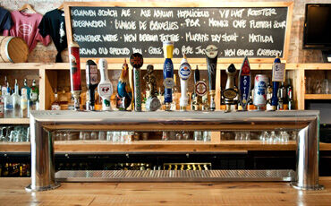 CoopersTavern_panel1