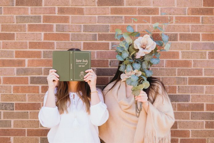 Ink & Ivy Book Boutique will host a 