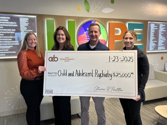 One Community Bank recently made a $25,000 donation to UnityPoint Health–Meriter Child and Adolescent Psychiatry.