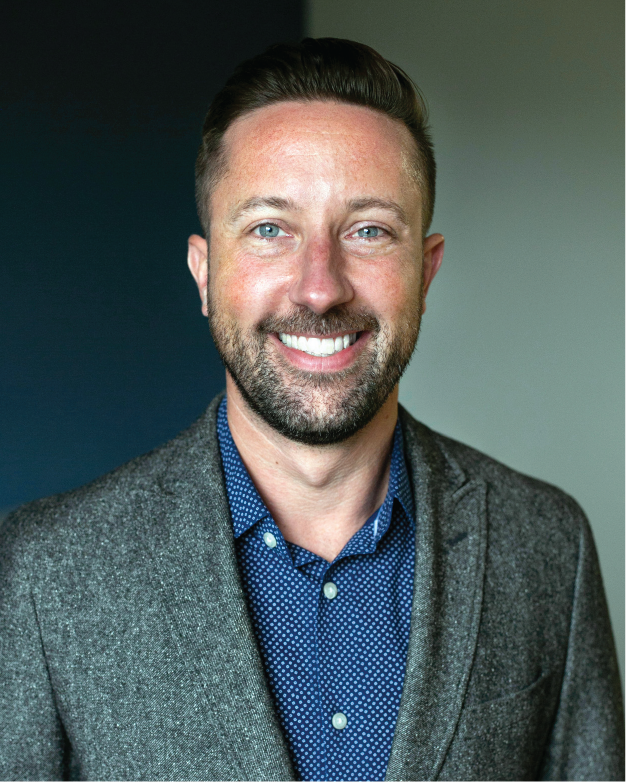 Headshot Ezine Alex Bauer