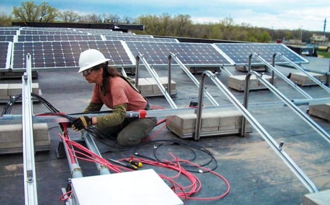 Full Spectrum Solar installed the solar panels at Parmenter Circle Apartments in Middleton, a 72 kW solar project.