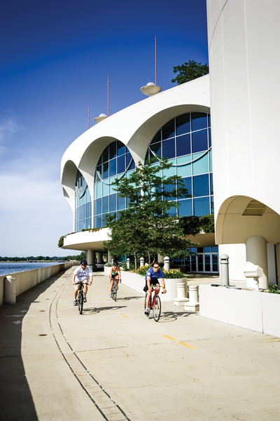 JUN19_BizofBiking1