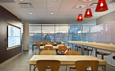 Feature_Office2_1012