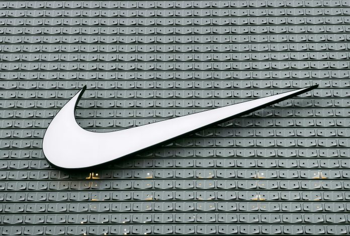 Nike company swoosh logo