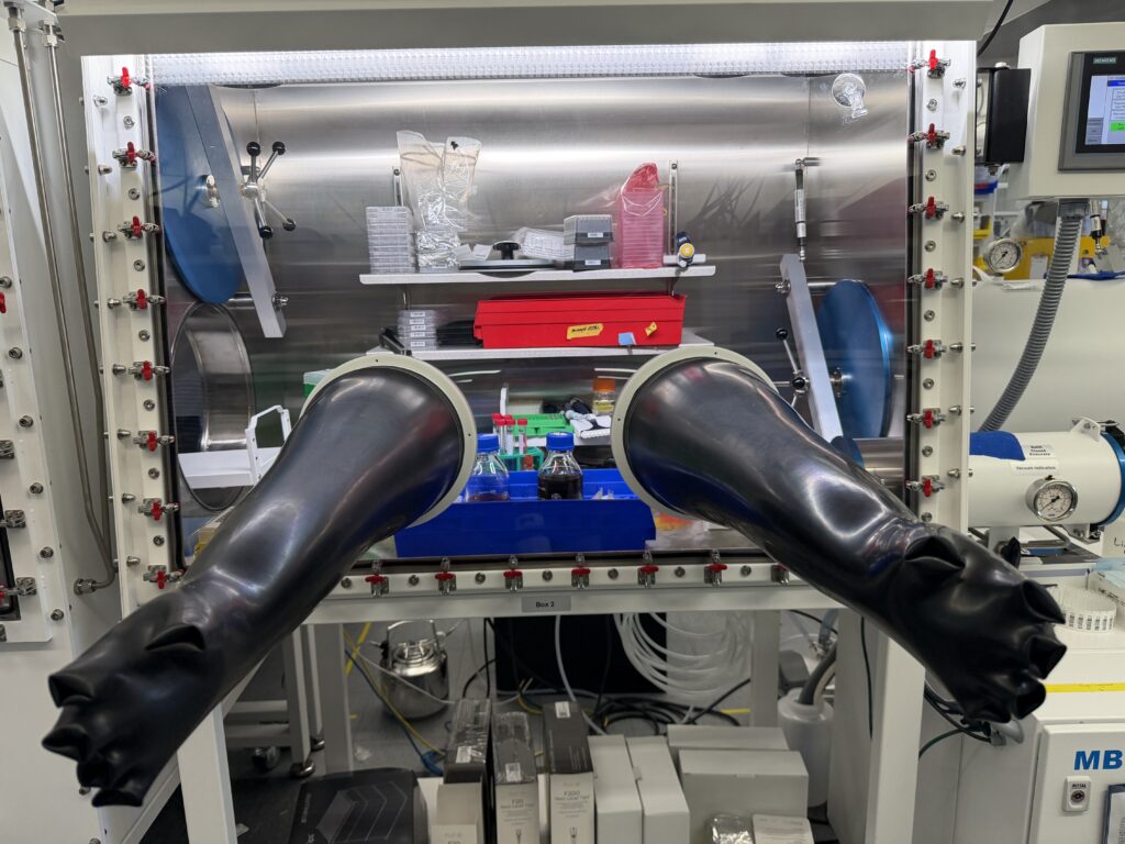 Sealed lab equipment